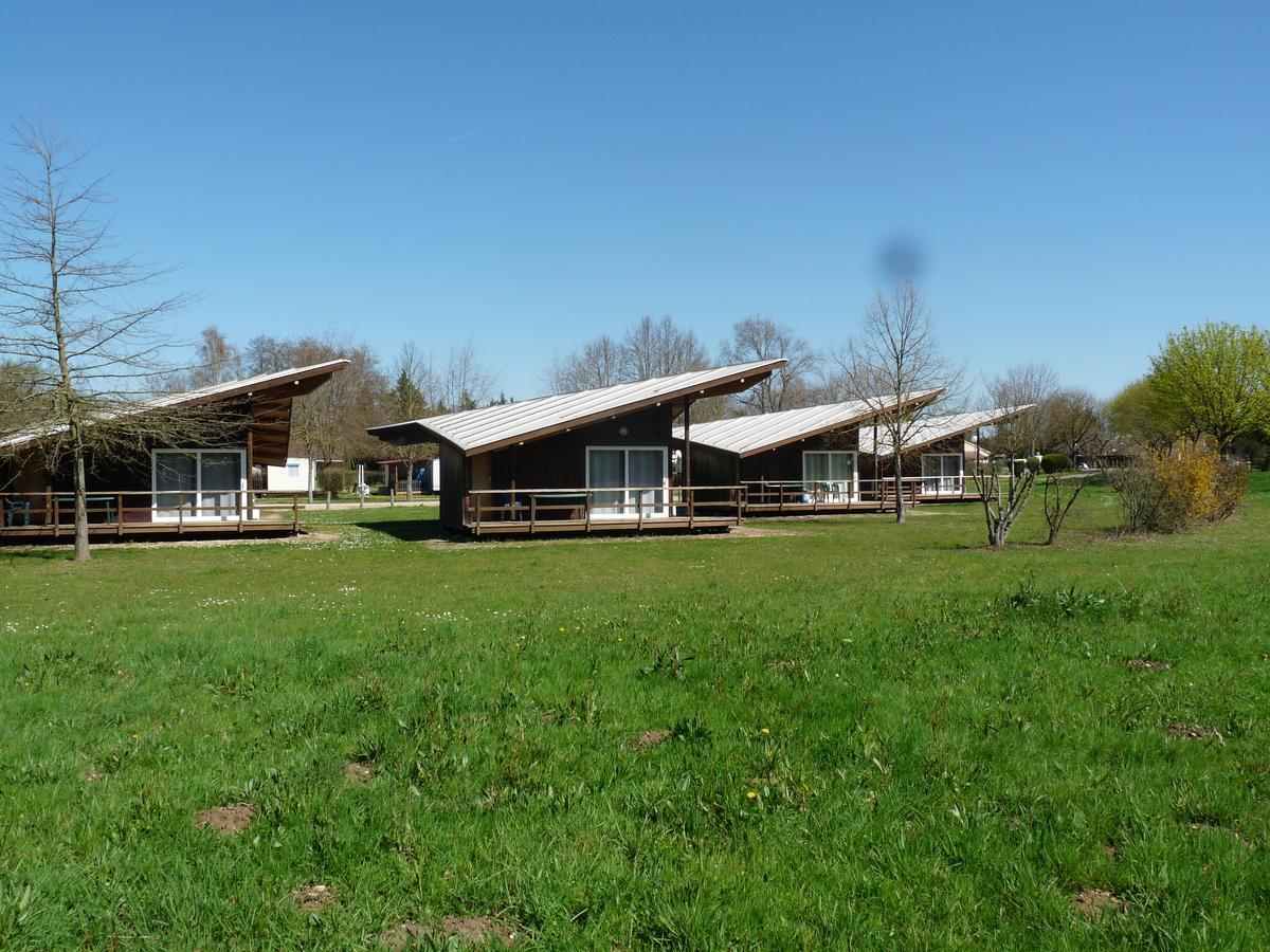 מלון Saint-Didier-sur-Chalaronne Camping La Chalaronne מראה חיצוני תמונה